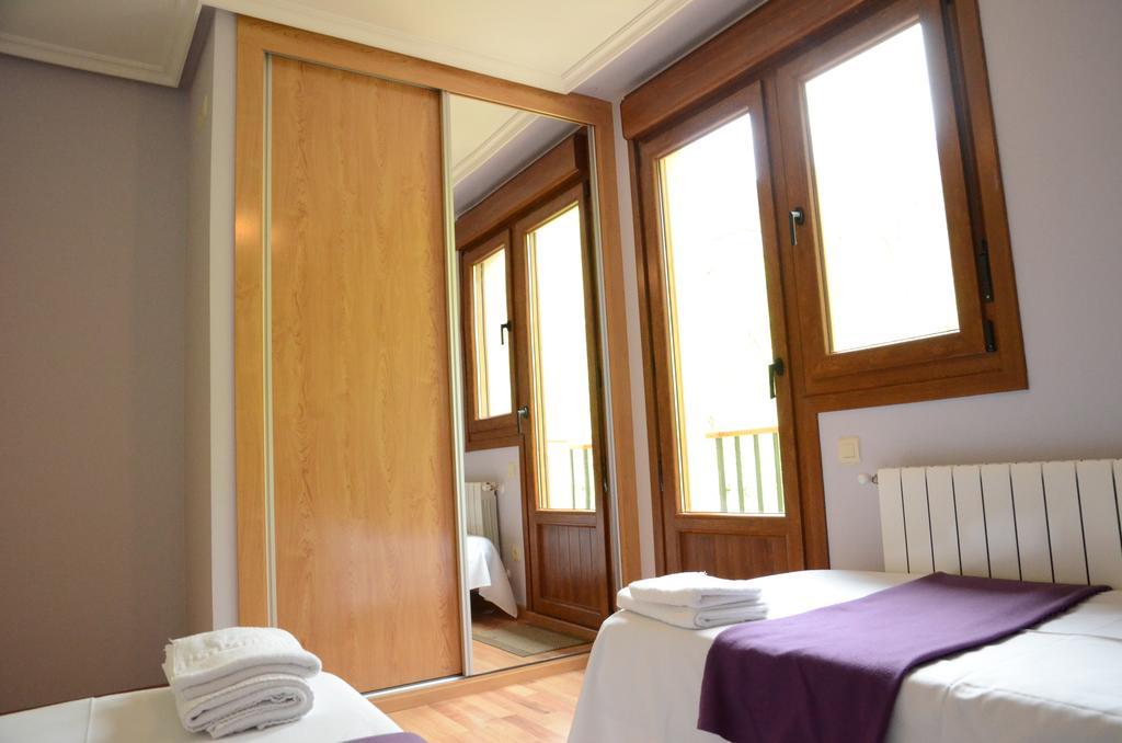 Apartamentos El Rincon De Limes Cangas De Narcea Buitenkant foto