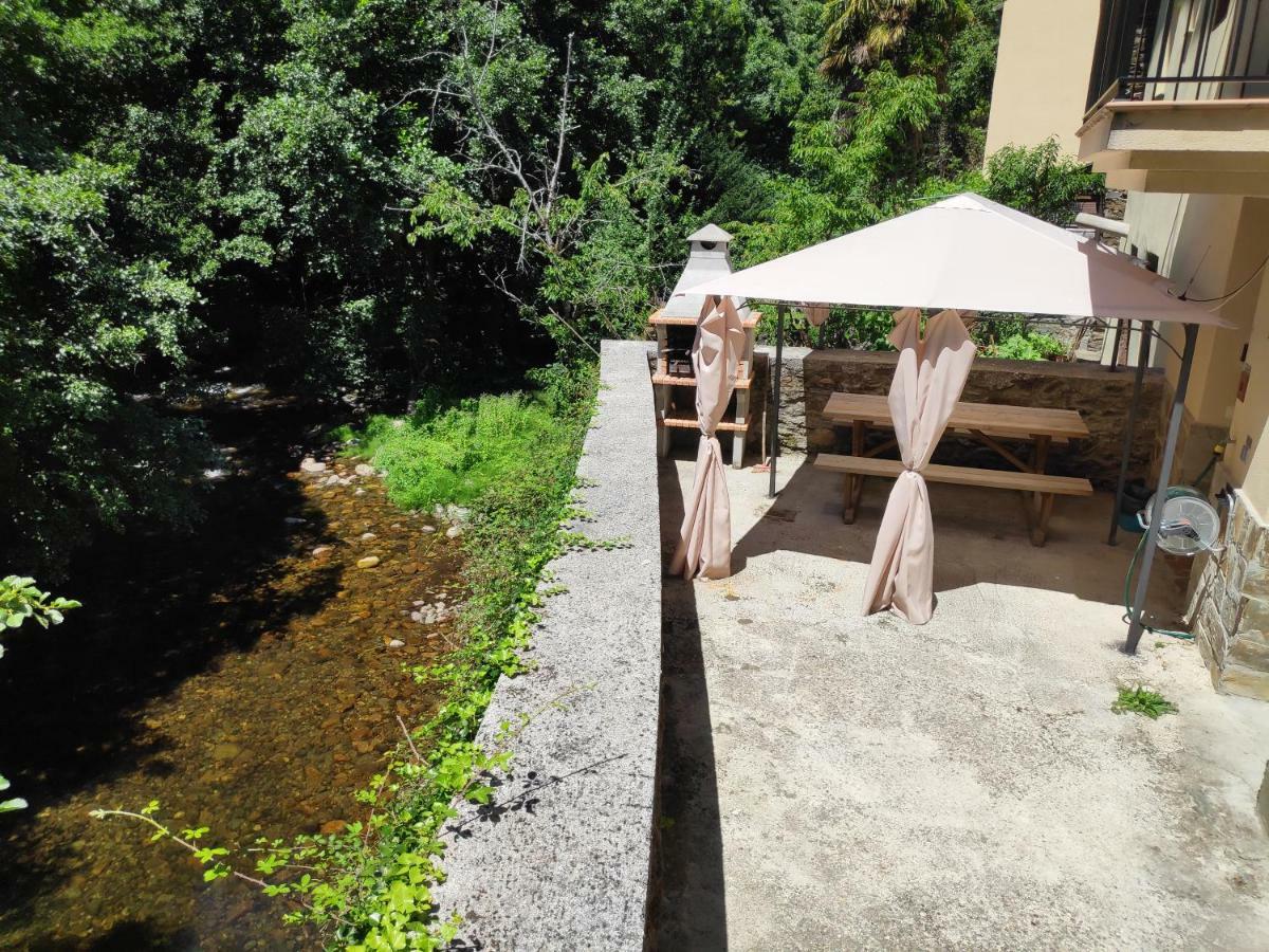 Apartamentos El Rincon De Limes Cangas De Narcea Buitenkant foto